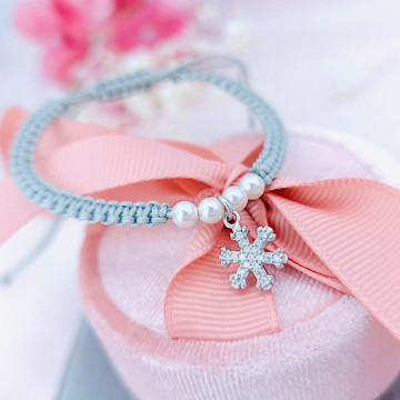 Bratara cu snur si pandantiv din argint fulg de Nea - Winter Edition cu perle Preciosa - Img 2
