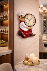 Ceas de perete decorativ cu bucatar, design vesel pentru bucatarie