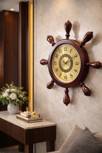 Ceas de perete decorativ model timona marina culoare maro