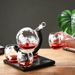 Set Decantor cu 4 Pahare și Suport – "Orvellan Globe" - Img 2