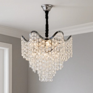 Candelabru modern cu cristale în cascadă și design ondulat, ideal pentru livinguri elegante și iluminat de impact