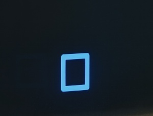 oglindă dreptunghiulară cu iluminare LED, montată pe perete, cu touch pentru controlul luminii, design modern și elegant pentru dormitor sau baie