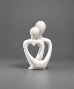 Statuetă Decorativă Cuplu Abstract în Îmbrățișare - "Tervio"
