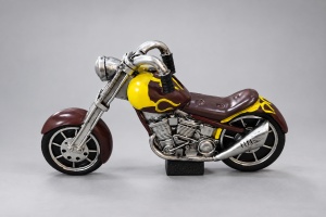 Statuetă Decorativă Motocicletă Design Retro Industrial - "Dravon"
