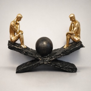 Statueta Echilibrul dintre Două Minți - "Echilibrion"