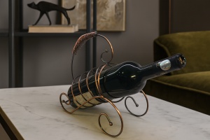 Suport vin metalic spirală cu mâner – suport sticlă vin elegant