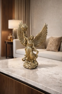Statuetă Îngerul Adevărului și al Luminii, simbol spiritual al iluminării, adevărului și protecției divine