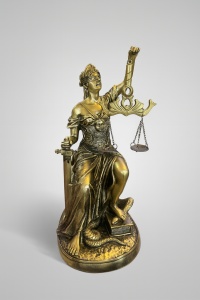 Statuetă Justiția - "Dextra" - 26cm