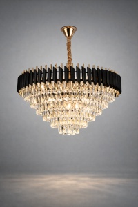 Lustra eleganta cu cristale pentru dining, stil modern luxury