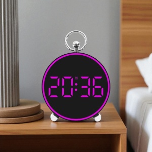 Ceas digital rotund cu afișaj LED mov și design modern, ideal pentru birou sau dormitor
