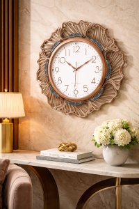 Ceas de perete modern alb cu design floral metalic rose gold