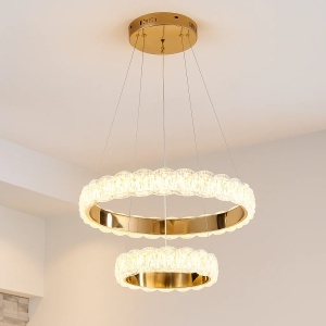 Lustră LED suspendată cu două cercuri și finisaj auriu, iluminat modern pentru interior
