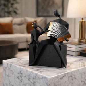 Statueta decorativa acordeonist cu copil, figurina moderna artistica pentru living