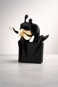 Statueta Minimalista Cuplu cu Chitara - "Armonelle"
