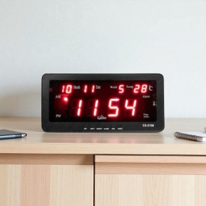 Ceas digital electronic cu afișaj LED roșu, funcție dată, temperatură și alarmă, ideal pentru birou sau casă