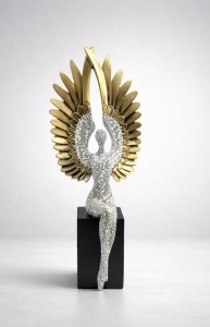 Figurina Angelica cu Strass Aripi de Lumină - "Isavelle"