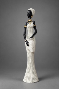 Statuetă Africană Decorativă – "Sarevia"