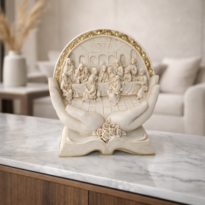Statuetă religioasă Cina cea de Taină în palmele protectoare, cu Iisus Hristos și cei 12 apostoli, decor creștin simbolic