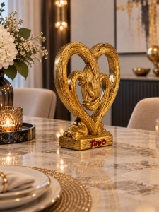 Statuetă Decorativă Două Mâini Împreunate în Inimă cu Mesaj Love - "Lenvio" - Img 3