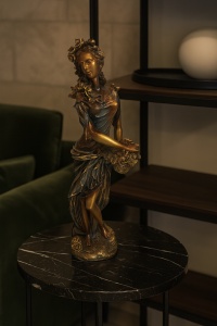 Statuetă Feminină - "d’Époque"