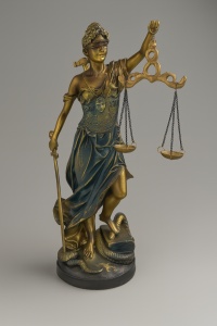 Statuetă Justiția - "Echilibru" - 31cm