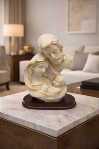 Statueta religioasa Sfanta Familie cu Fecioara Maria, Iosif si Pruncul Iisus, decor crestin ivoire
