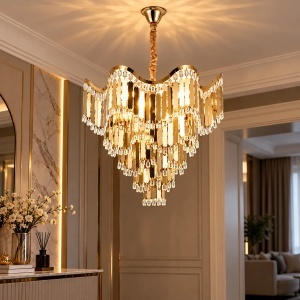 Candelabru Elegant cu Elemente Decorative Suspendate Finisaj Auriu - "Serandor"