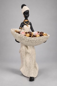 Statuetă Africană cu Suport Decorativ – "Kervana"