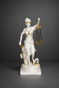 Statuetă Justiția - "Meridara" - 41cm