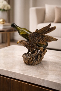 Suport decorativ pentru sticla de vin cu vultur, figurina eleganta