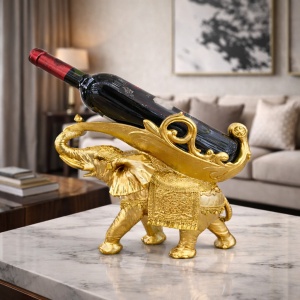 Suport de vin decorativ în formă de elefant cu design sculptural și detalii ornamentale