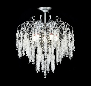 Candelabru elegant cu cristale în cascadă și finisaj cromat, perfect pentru interioare rafinate