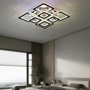 Lustră LED modernă cu rame pătrate cristaline și lumină RGB, ideală pentru un living elegant și contemporan