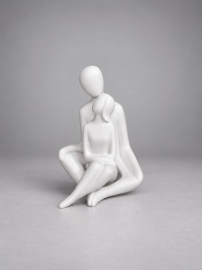 Statuetă Decorativă Cuplu Abstract cu Forme Stilizate - "Savio"