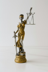 Statuetă Justiția - "Sentia" - 34cm