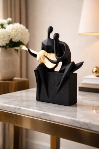 Statueta decorativa duo muzical cu chitara, figurina moderna pentru living