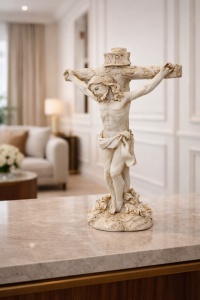 Crucifix decorativ cu Iisus pe cruce, figurina crestina