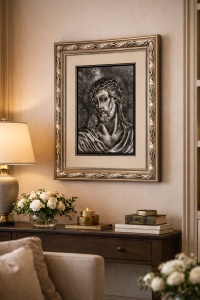 Tablou cu Iisus Hristos în ramă argintie ornamentată, decor religios pentru perete