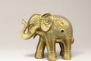 Figurină elefant - „Zarven” - 22cm