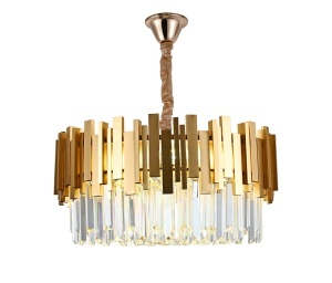 Candelabru modern auriu cu cristale transparente, design luxos suspendat