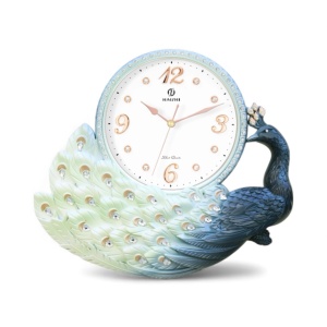 ceas decorativ de perete cu design în formă de păun albastru și verde, cu coadă elegantă și cadran alb