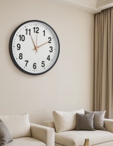 ceas de perete mare cu ramă bleumarin mat și cadran alb, cifre negre vizibile și design minimalist, potrivit pentru living modern
