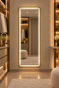 Oglinda LED verticala cu rama aurie si buton touch, design modern pentru dressing