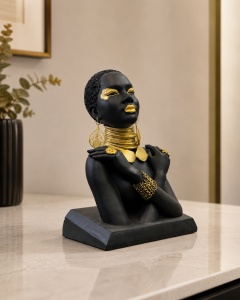 Statuetă femeie africană stilizată, în negru și auriu. Element decorativ deosebit, ce aduce rafinament și autenticitateStatuetă femeie africană stilizată, în negru și auriu. Element decorativ deosebit, ce aduce rafinament și autenticitate