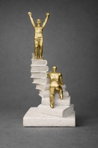 Statueta Drumul Spre Reușită - "Alerionis"