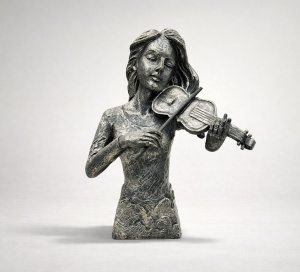 Statueta Feminina cu Vioara - “Selmira”