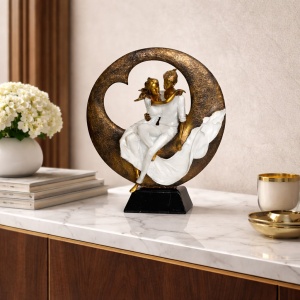 Statueta decorativa cuplu indragostit in inima figurina romantica decor interior