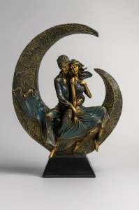 Statueta Indragostiți - "Love Moon"