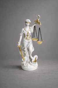 Statuetă Justiția - "Praviona" - 20cm