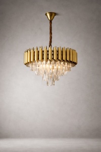 Candelabru Elegant cu Finisaj Auriu pentru Interior